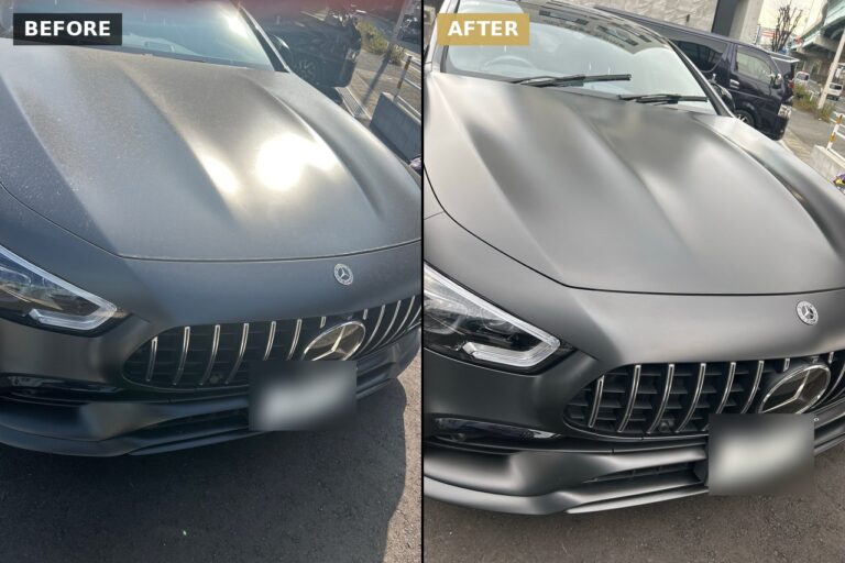 マット塗装のスポーツカーのボンネットの施工前と施工後の比較写真